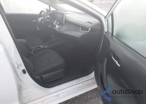 2021 Toyota Corolla Le z USA, uszkodzony, nr VIN 5YFEPMAE0MP221726